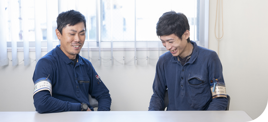 対談する藤井さんと西田さん